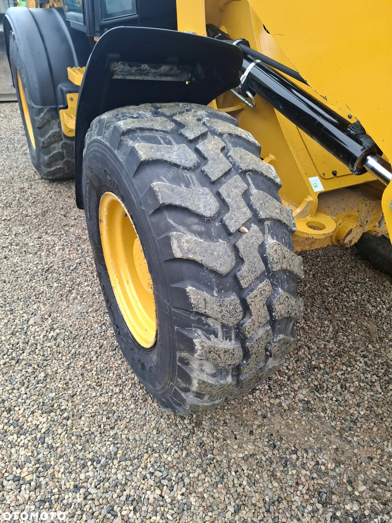 Caterpillar CAT 908 M - 17