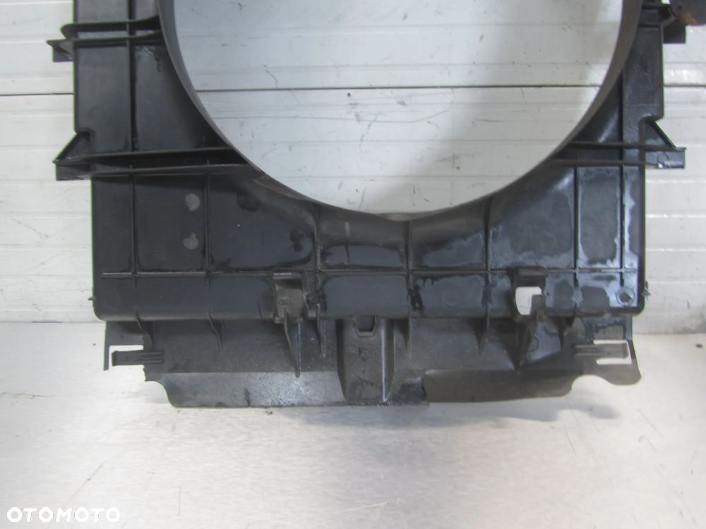 Volkswagen Crafter lift 2.0 TDI obudowa wentylatora - 2