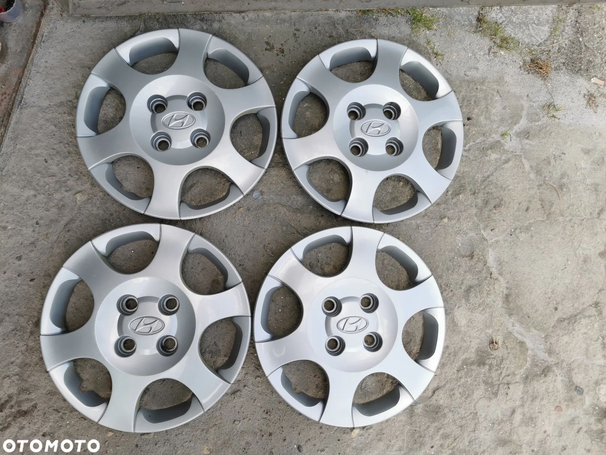 Hyundai Elantra Kołpaki 15" KOMPLET 4x114,3 - 1