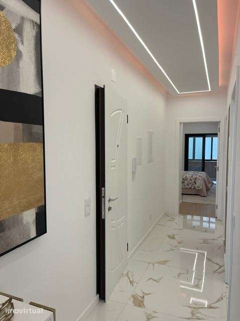 Apartamento, recuperado, para venda, Loulé - Quarteira - Grande imagem: 5/14