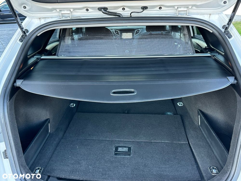 Hyundai i40 Kombi 1.7 CRDi Style - 33