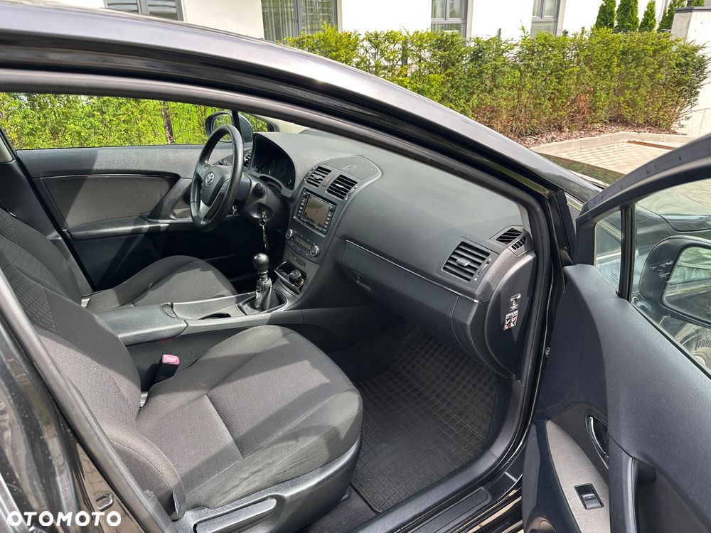Toyota Avensis 2.0 D-4D Executive - 13