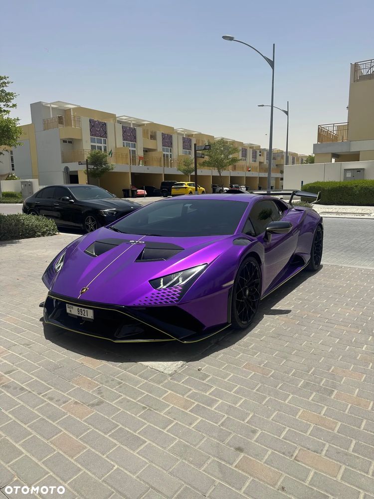 Lamborghini Huracan - 1