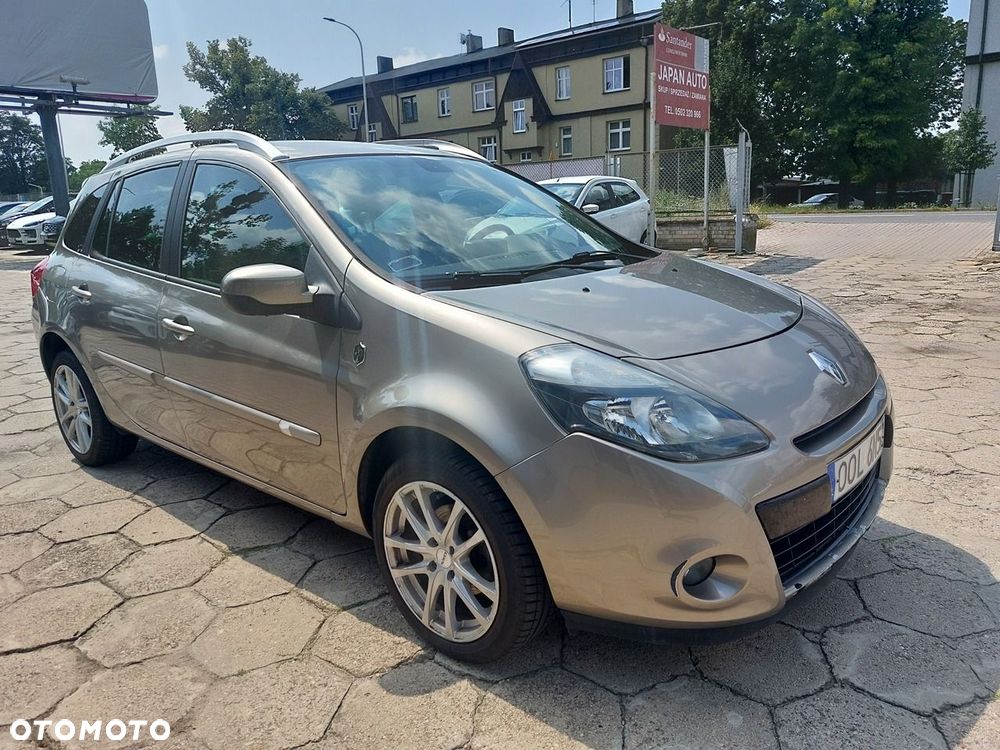 Renault Clio - 1