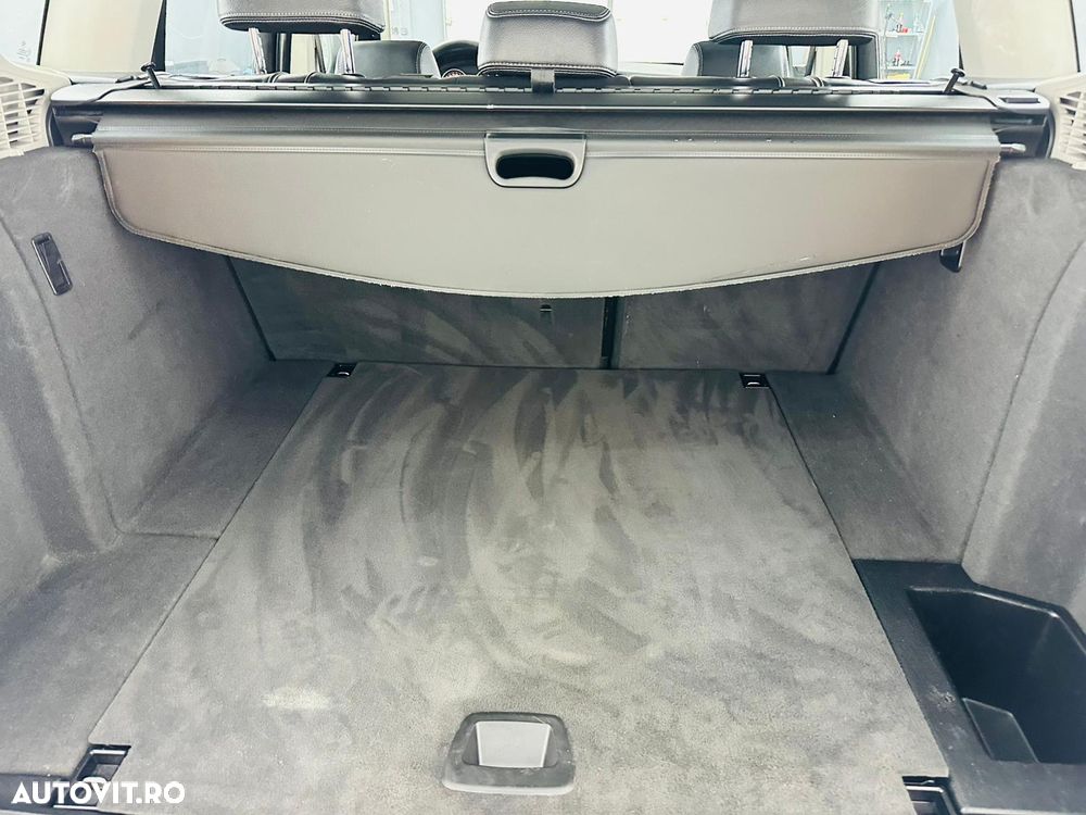 BMW X3 sDrive18d xLine - 32