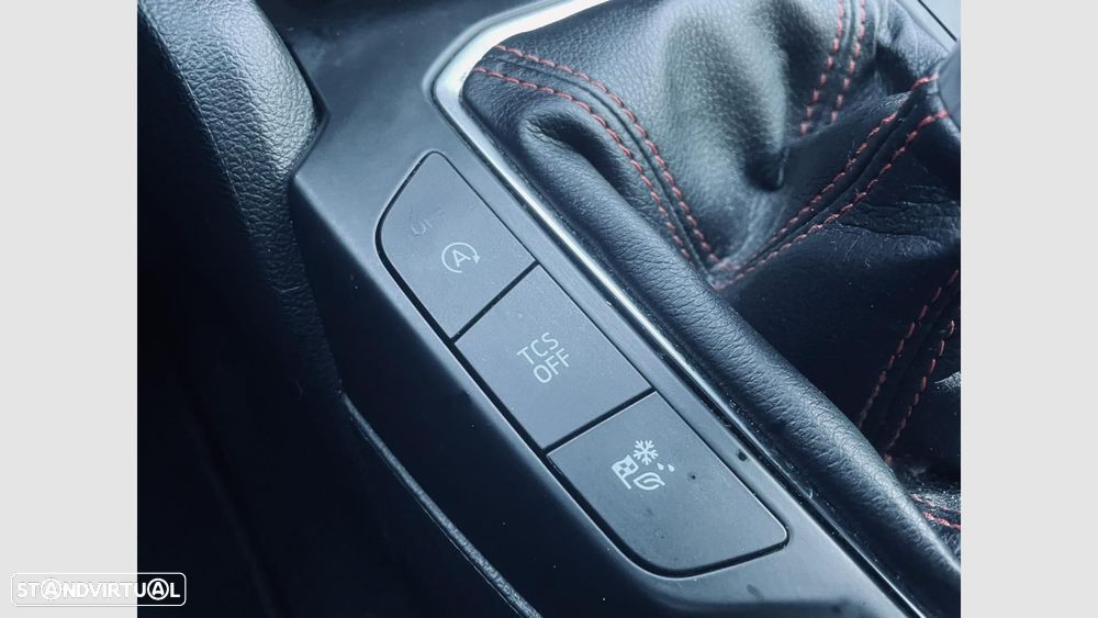 Ford Focus SW 1.0 EcoBoost MHEV ST-Line - 17