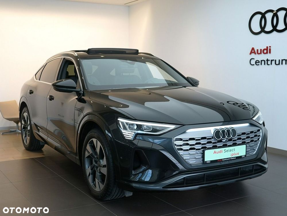 Audi Q8 Sportback e-tron - 6