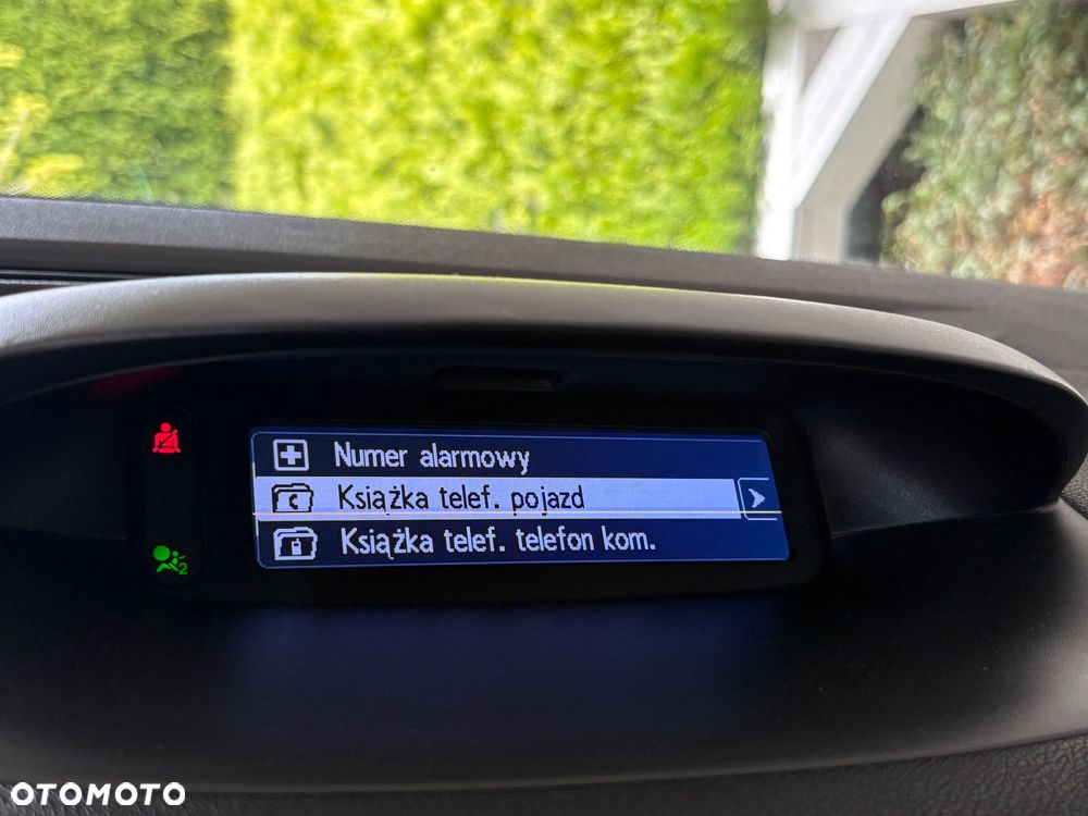 Renault Megane - 12