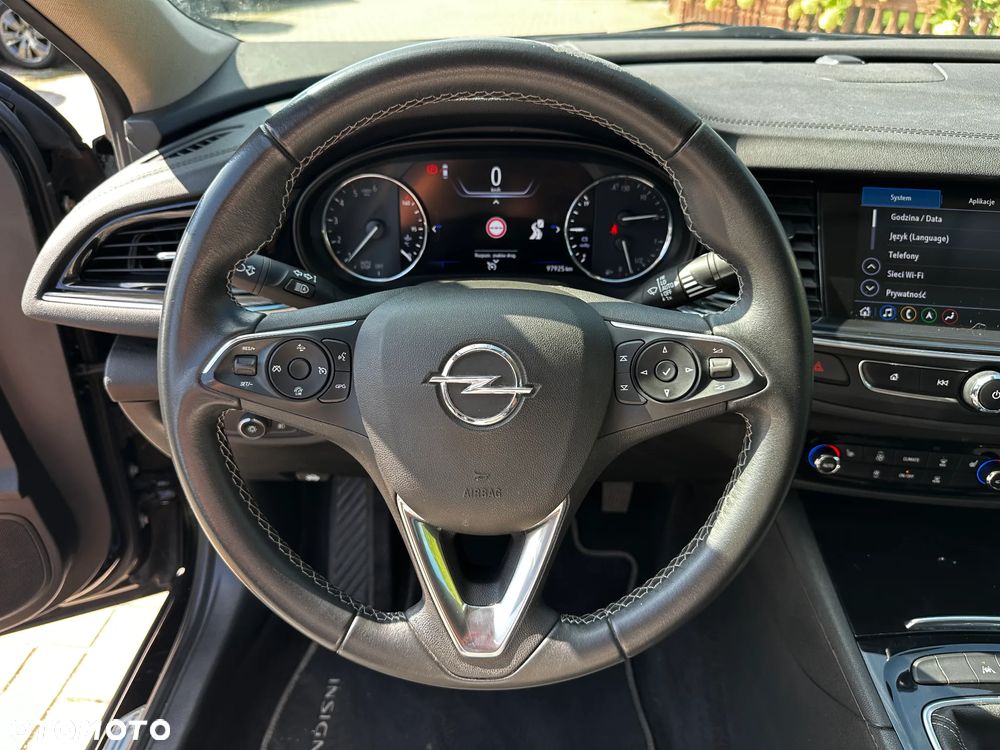 Opel Insignia - 8