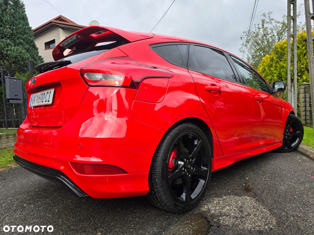 Ford Focus 1.0 EcoBoost STart-Stopp-System ST-LINE X - 4