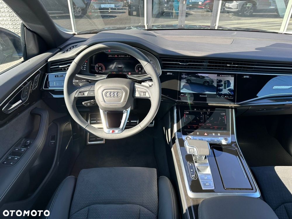Audi Q8 - 21