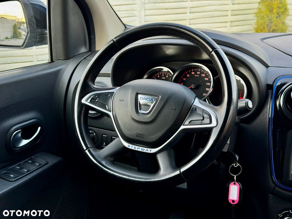 Dacia Lodgy Blue dCi 115 (7-Sitzer) Stepway - 7