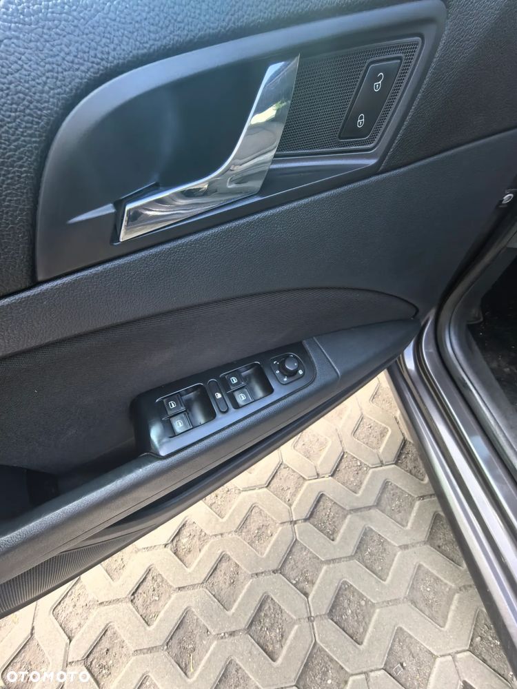 Skoda Superb 1.6 TDI Comfort / Active Greenline - 7