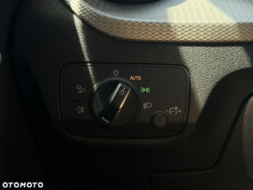 Audi Q2 35 TFSI S tronic S line - 36