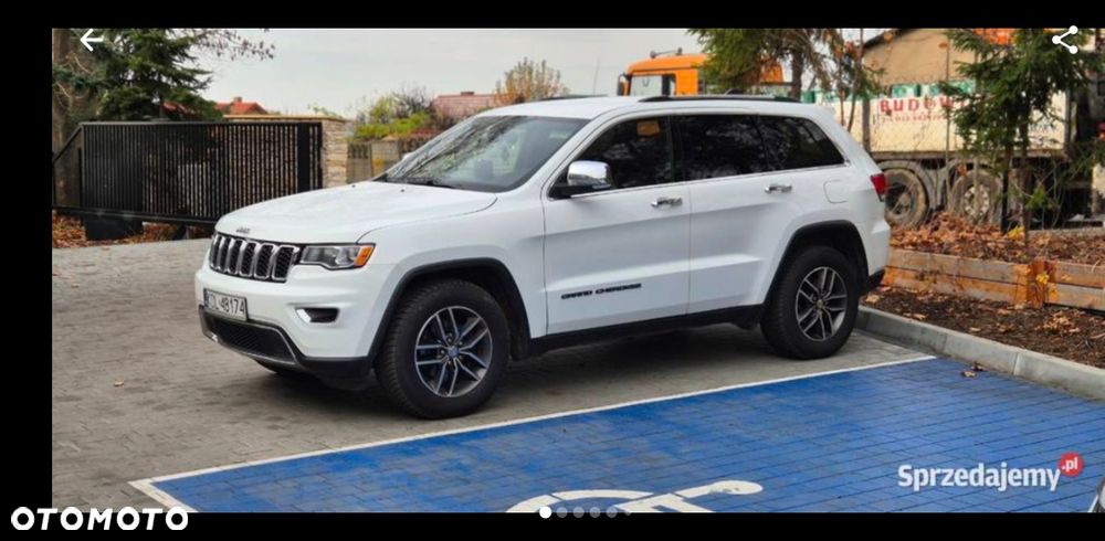 Jeep Grand Cherokee - 1