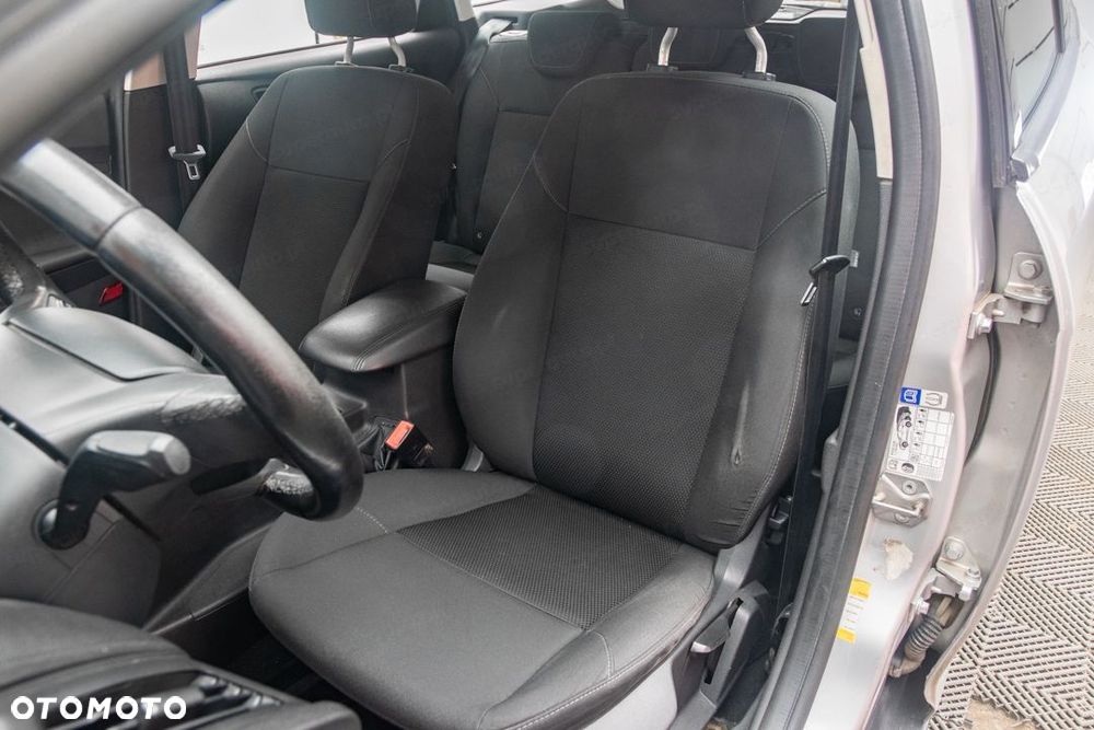 Ford Focus - 11