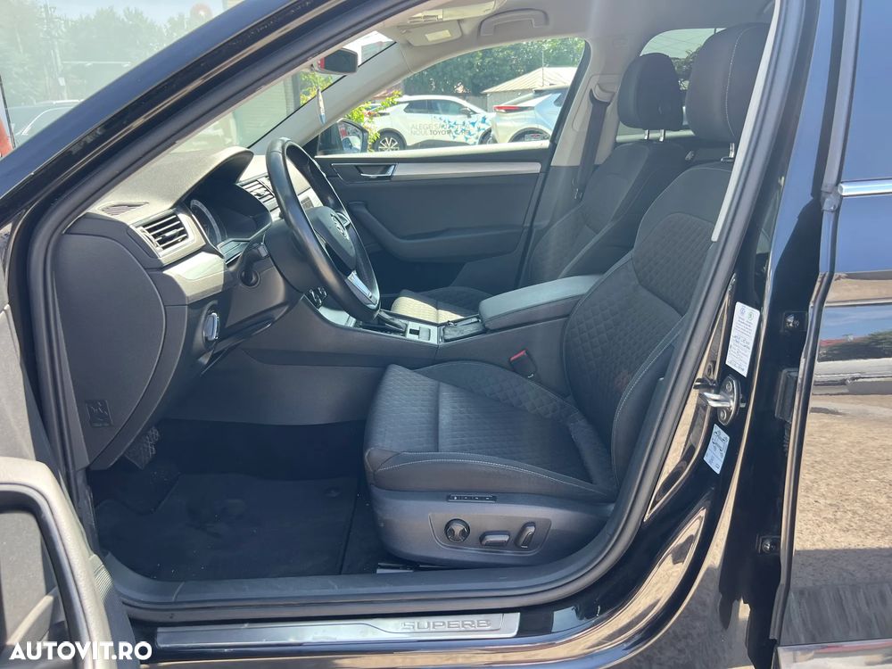 Skoda Superb 2.0 TDI DSG Ambition - 9