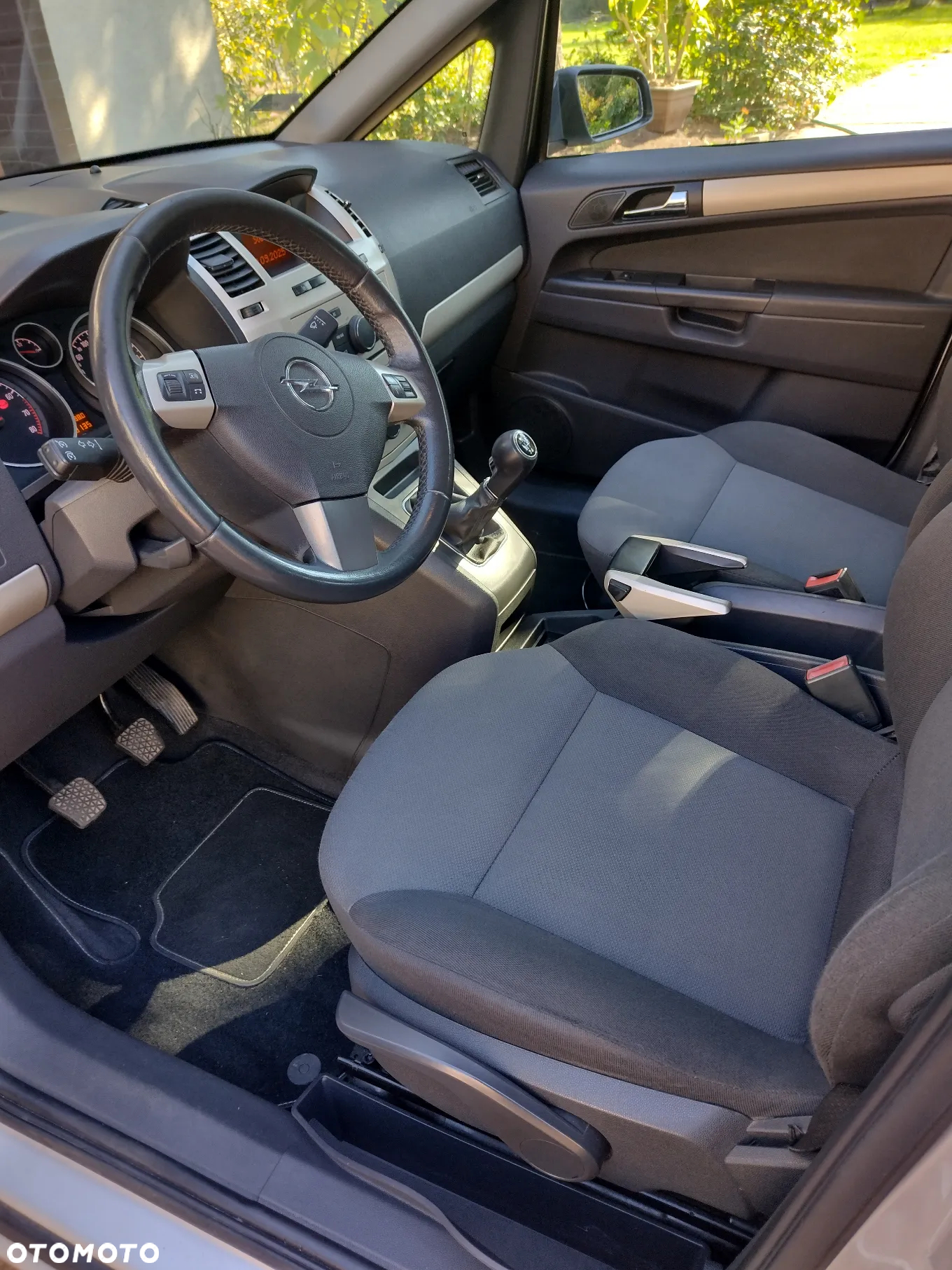Opel Zafira 1.8 Family Plus - 8