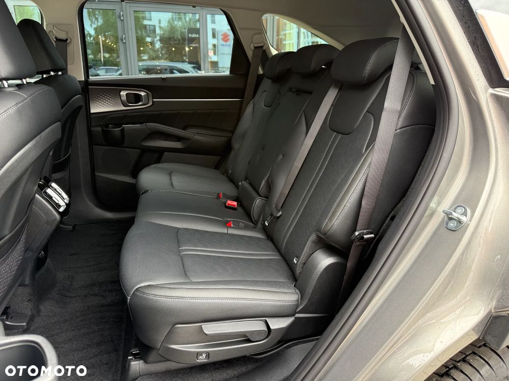 Kia Sorento 1.6 T-GDI HEV XL AWD 7os - 26
