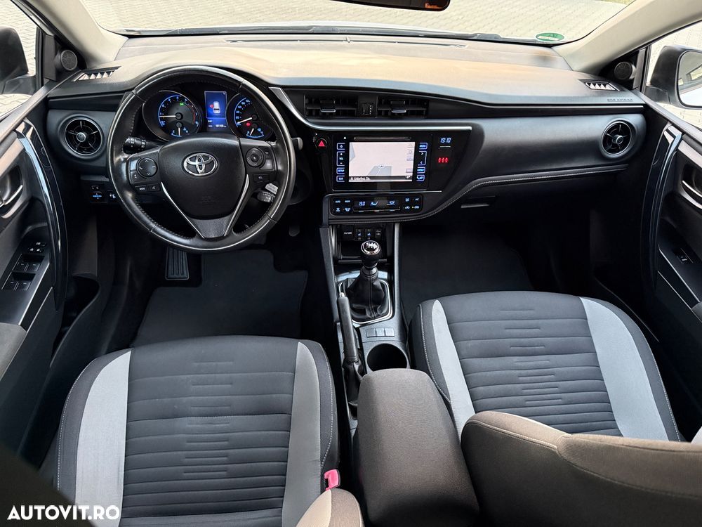Toyota Auris 1.2 Turbo Design Edition - 3
