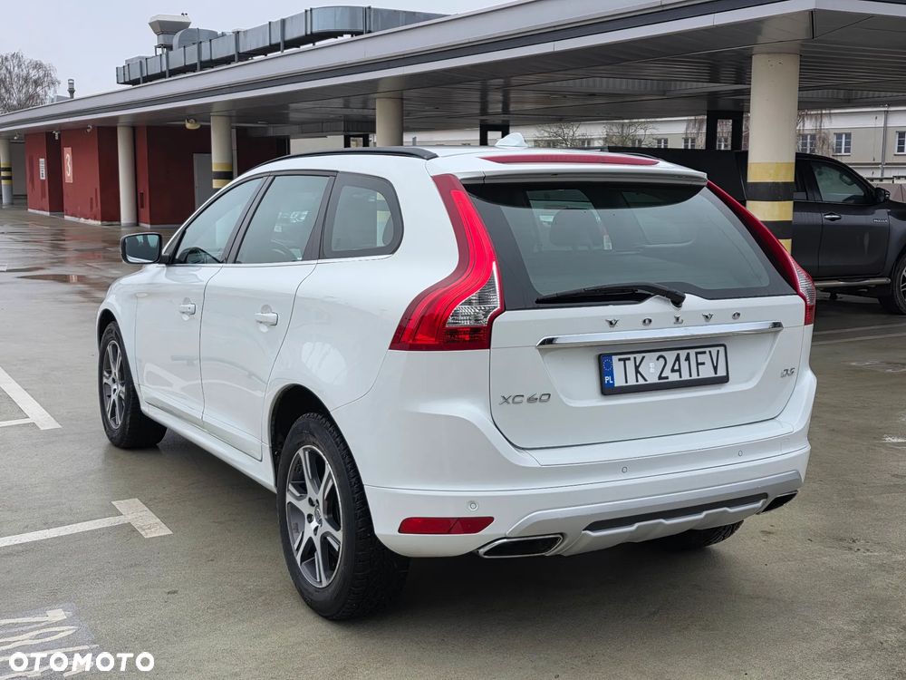 Volvo XC 60 D3 Geartronic Momentum - 5
