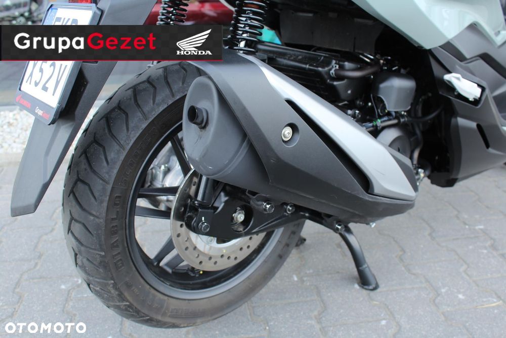 Honda NSS - 15
