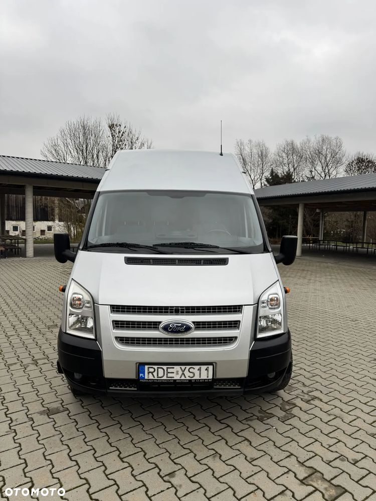 Ford Transit - 4