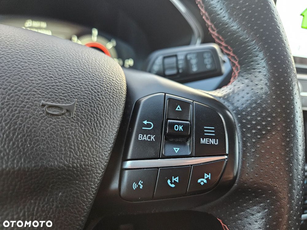 Ford Kuga 2.0 EcoBlue Hybrid ST-LINE X - 23