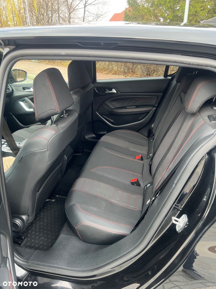 Peugeot 308 BlueHDi FAP 130 EAT8 Stop & Start GT Pack - 8