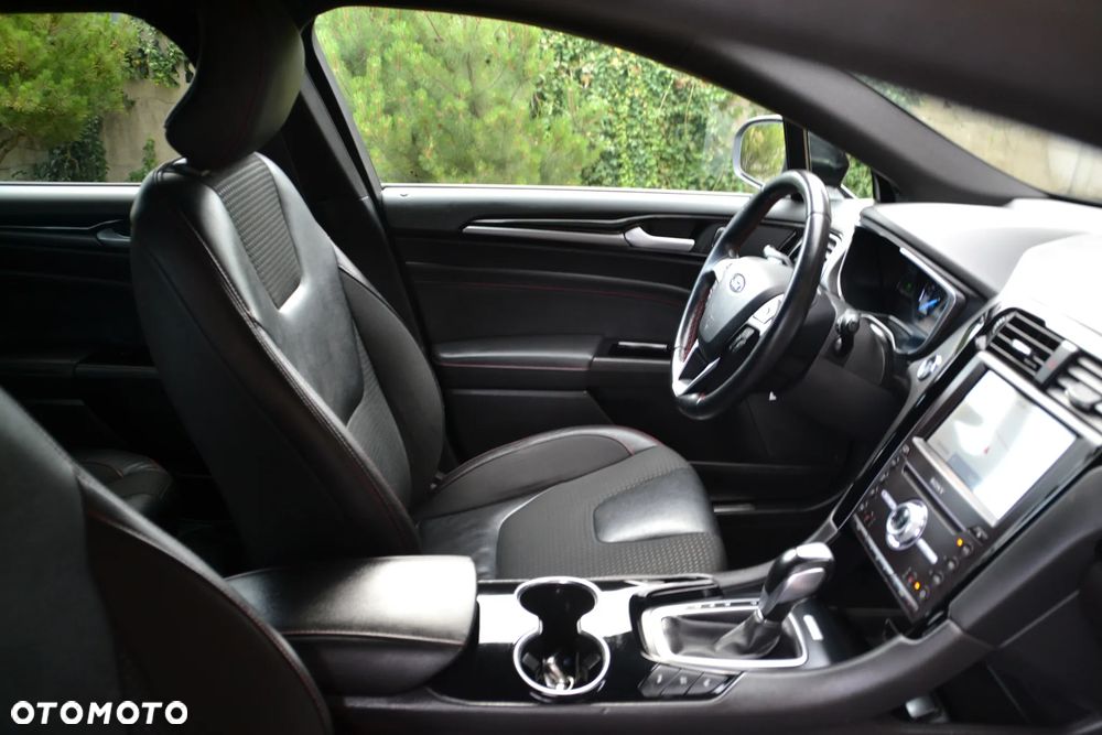 Ford Mondeo 2.0 Ti-VCT Titanium - 32