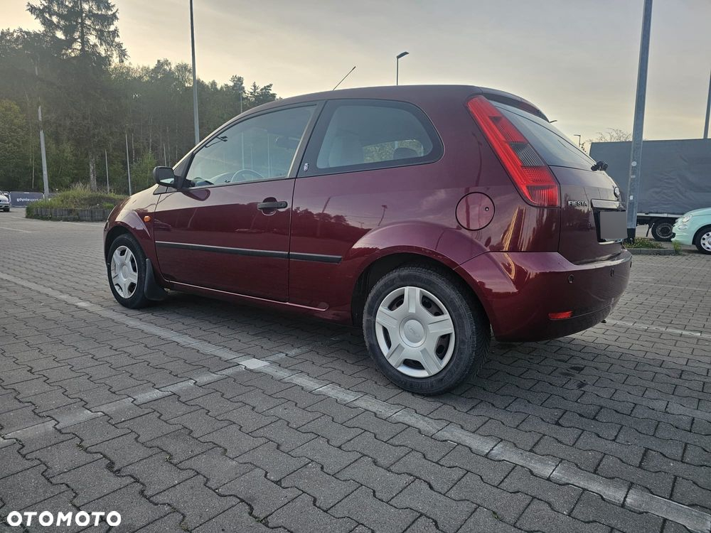 Ford Fiesta - 13
