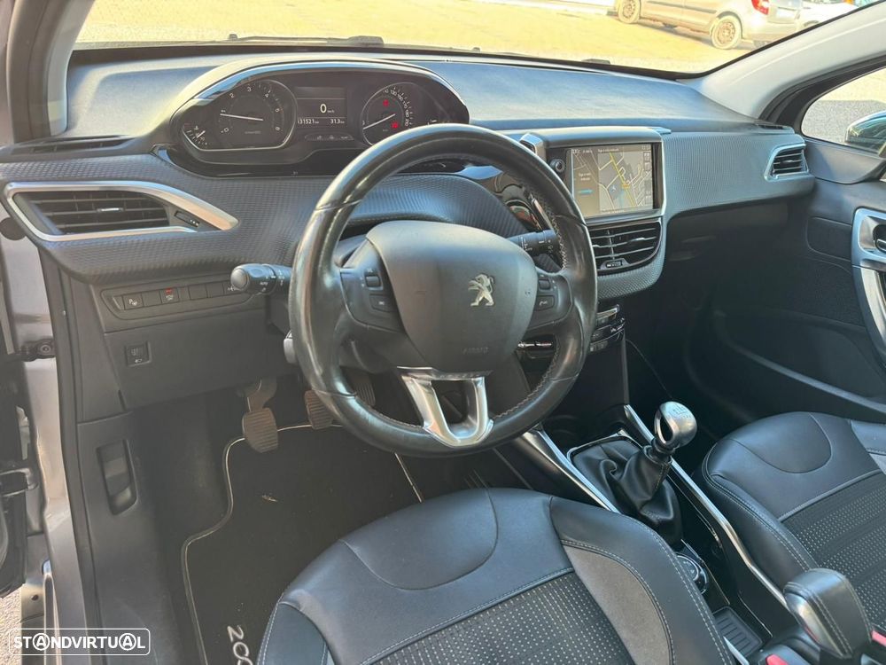 Peugeot 2008 1.6 e-HDi Allure - 2