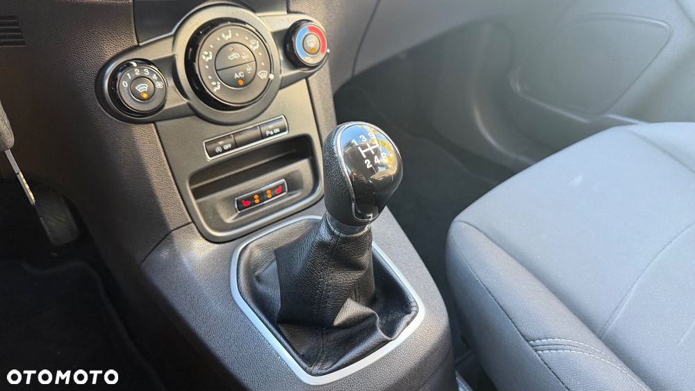 Ford Fiesta 1.0 EcoBoost STart-Stop Titanium - 15