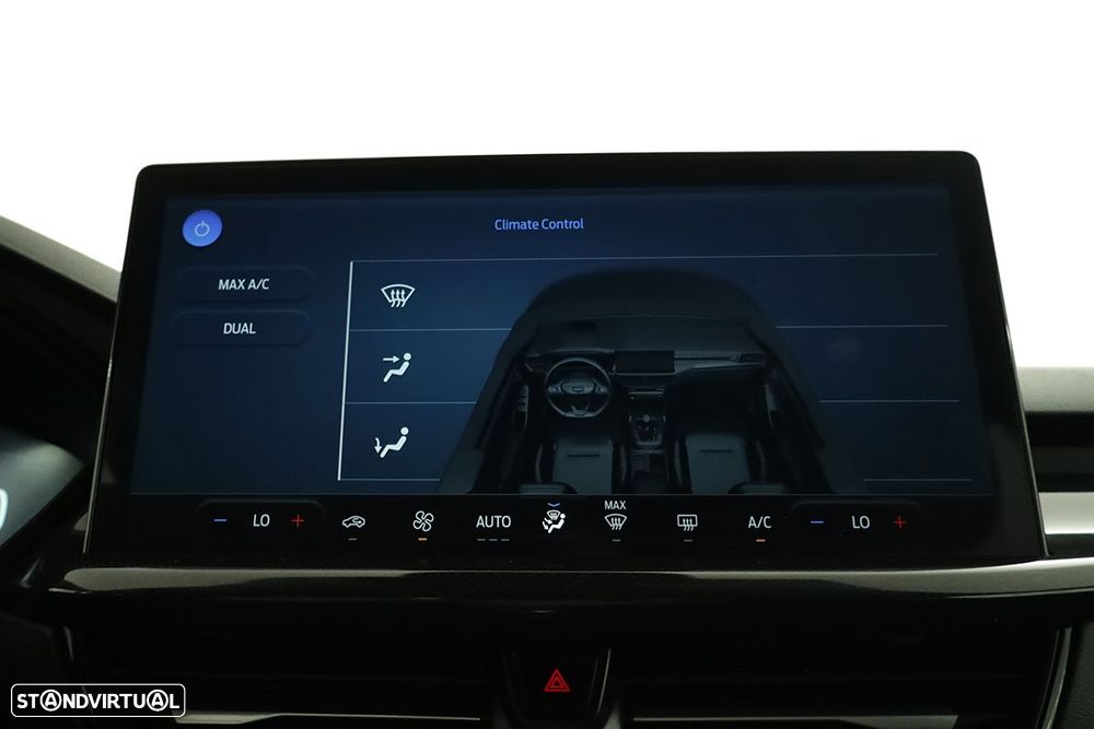 Ford Focus 1.0 EcoBoost MHEV ST-Line X - 12