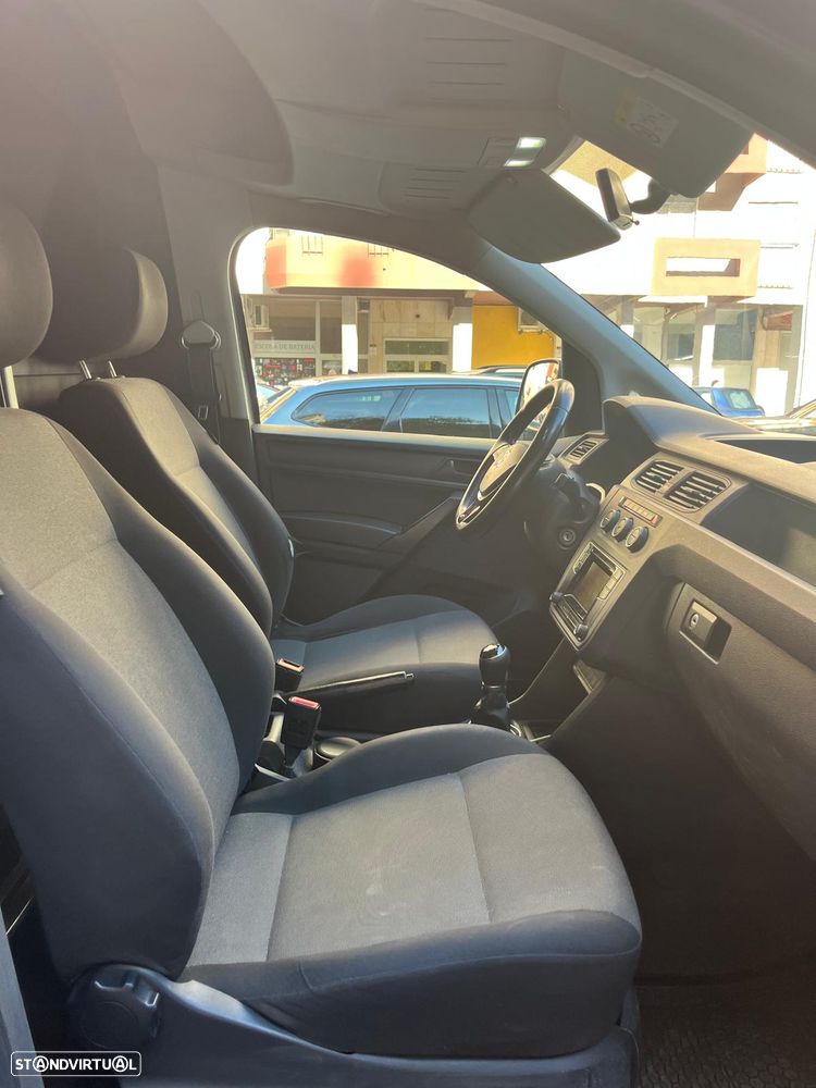 VW Caddy 2.0 TDI - 7