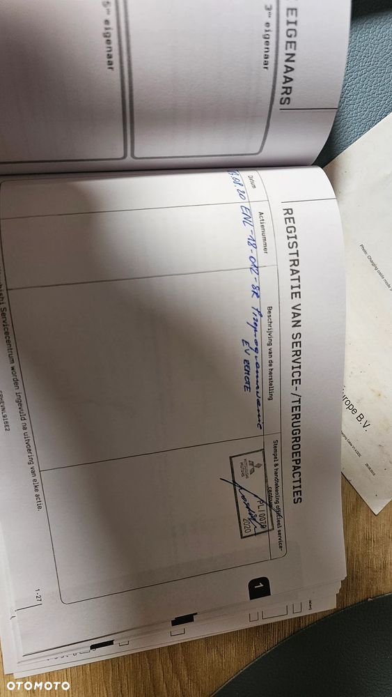 Mitsubishi Outlander PHEV Instyle NAVI + - 19