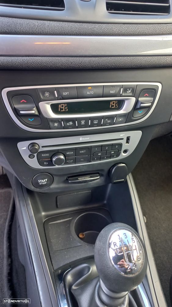 Renault Mégane Coupe 1.5 dCi Limited SS - 11