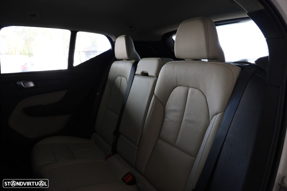 Volvo XC 40 1.5 T5 PHEV Plus Bright - 9