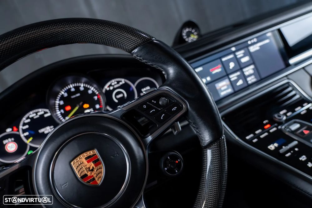 Porsche Panamera Sport Turismo - 14