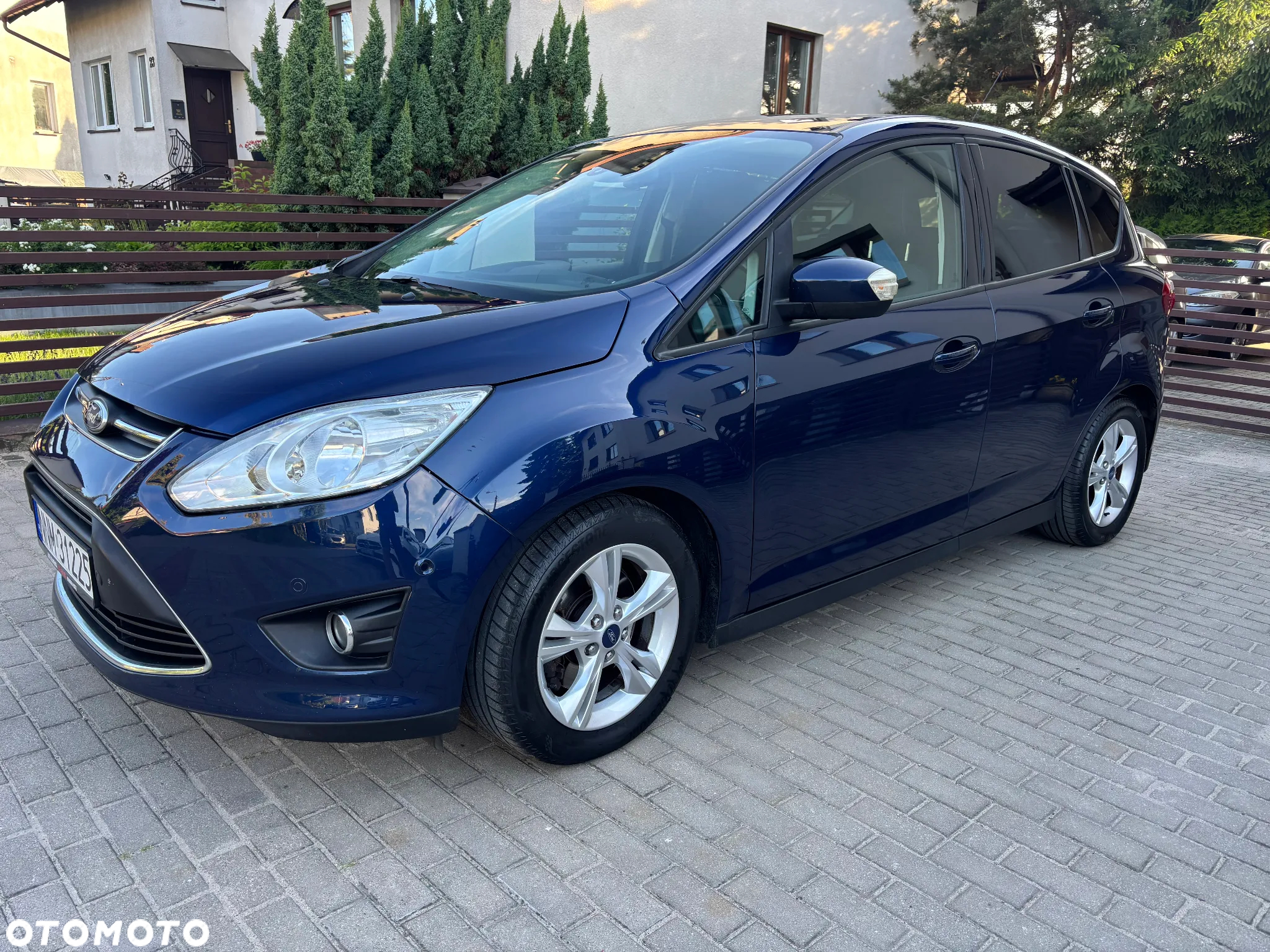 Ford C-MAX 1.6 EcoBoost Titanium - 11