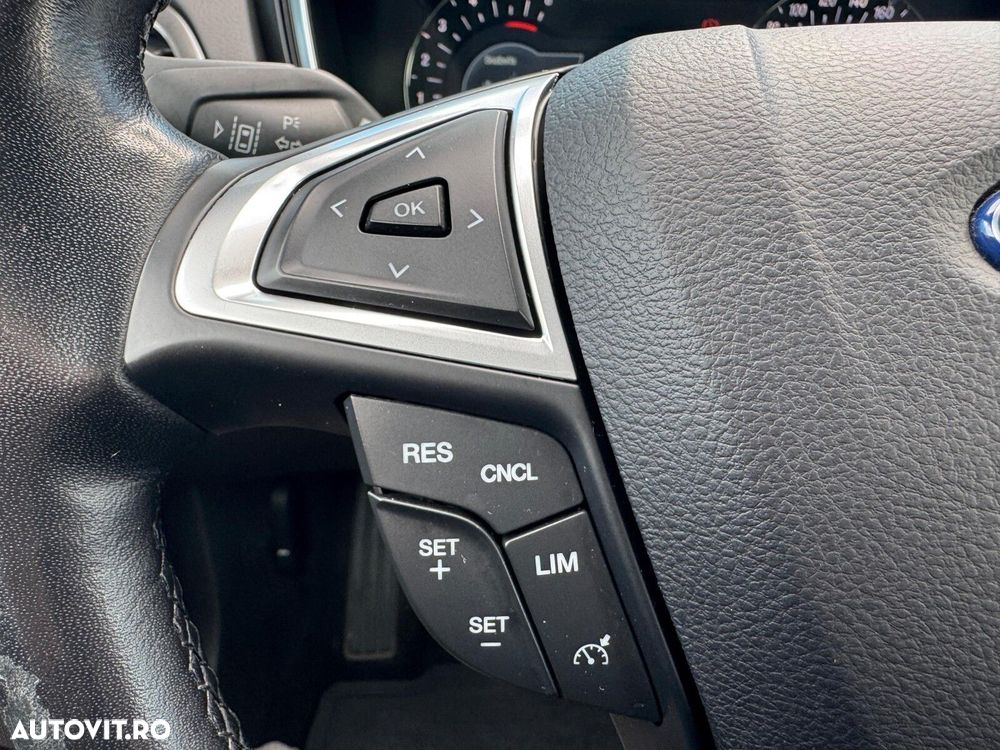 Ford Mondeo - 15