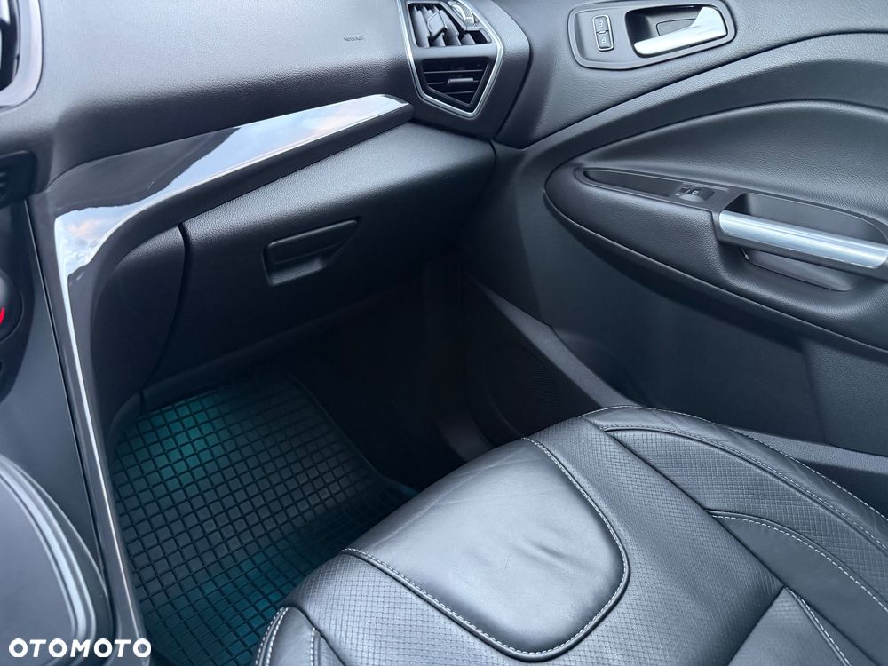 Ford Kuga 2.0 TDCi 4x4 Individual - 32