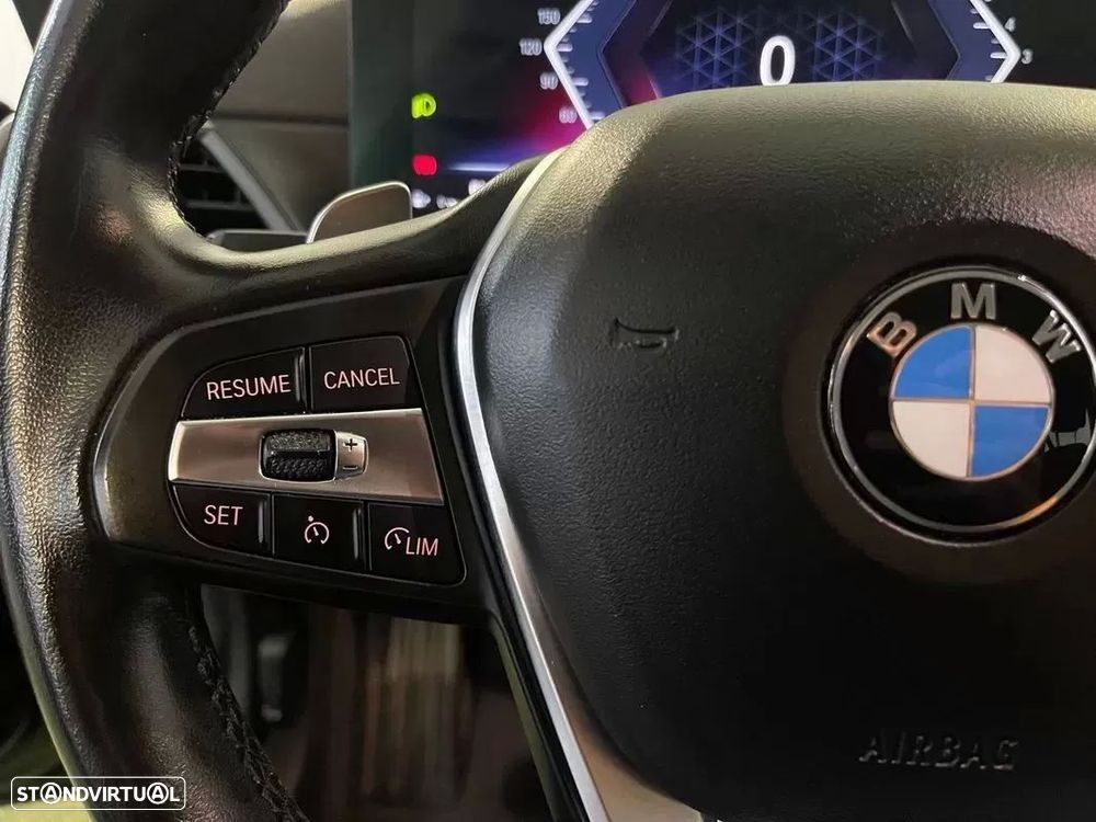 BMW 318 d Auto — fotografia 20