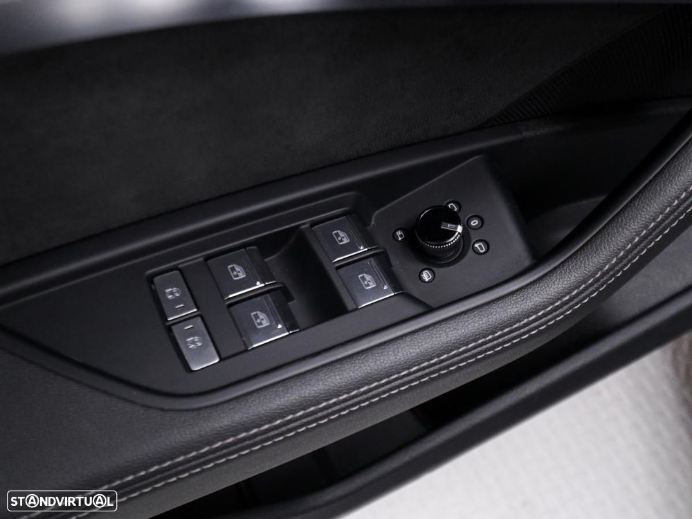 Audi e-tron 50 quattro S line - 16