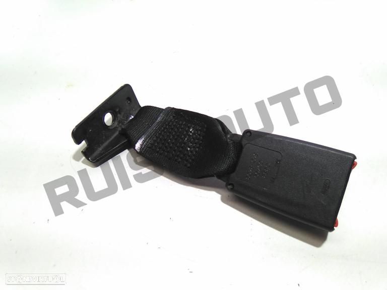 Encaixe De Cinto Trás Direito  Fiat Bravo Ii [2007_2016] 1.4 - 1