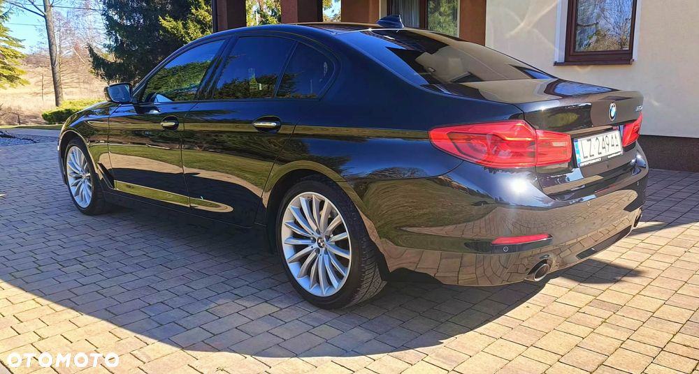 BMW Seria 5 520d Efficient Dynamics Sport Line sport - 11