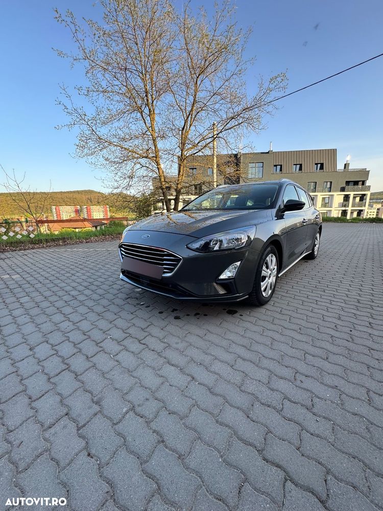 Ford Focus - 1