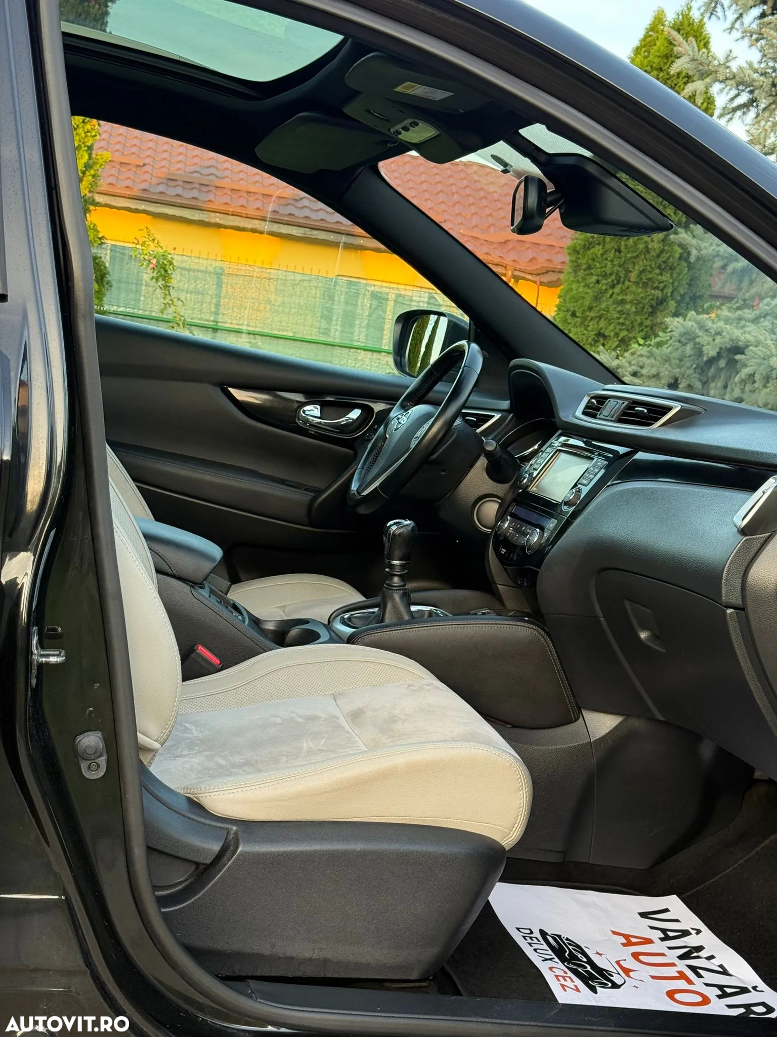 Nissan Qashqai 1.6 DCI ALL-MODE 4x4i TEKNA+ - 11