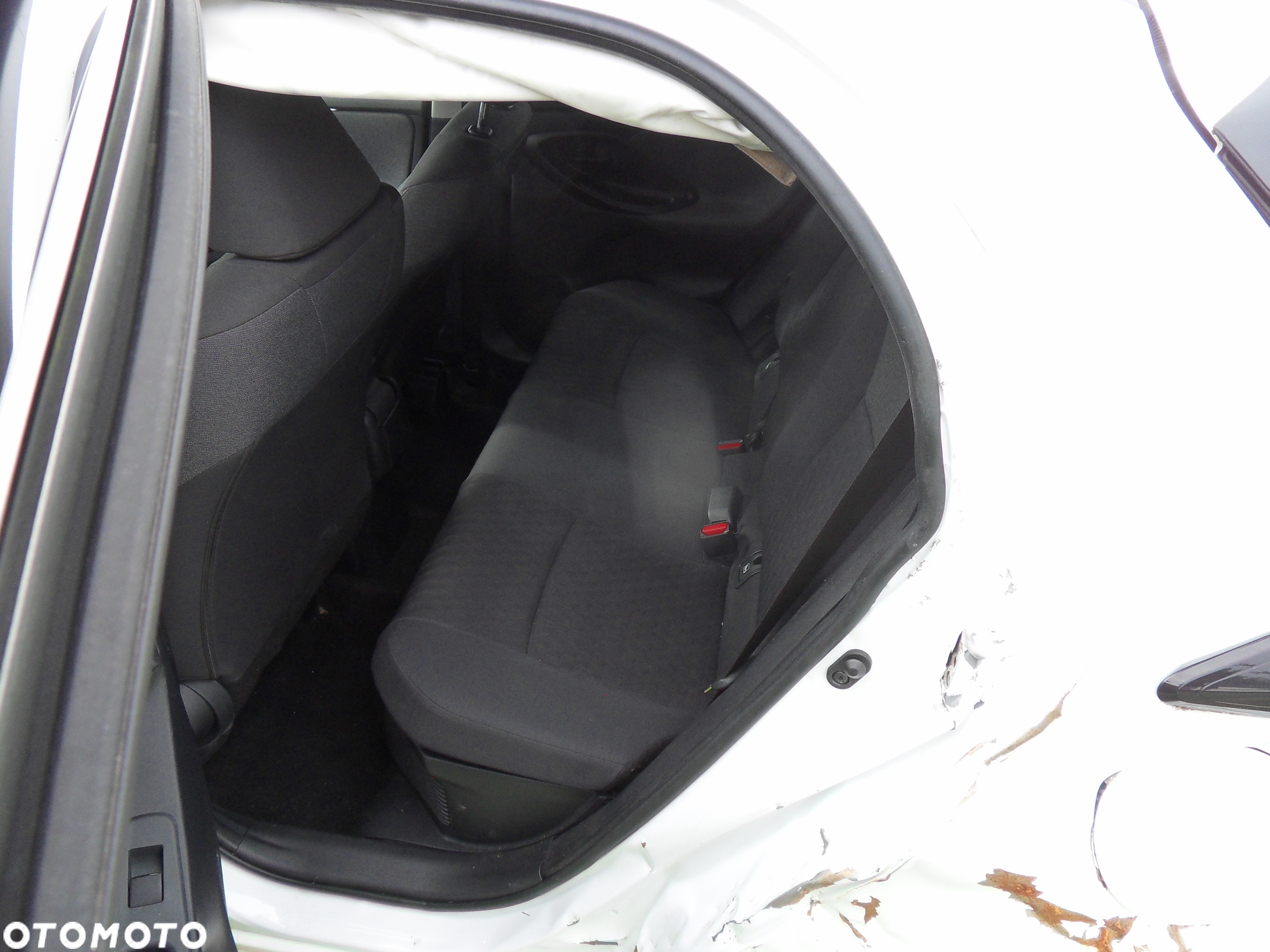 Toyota Yaris Hybrid 1.5 VVT-i Lounge - 12