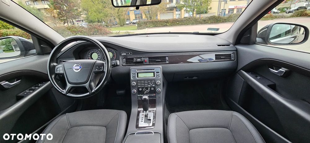 Volvo V70 - 16